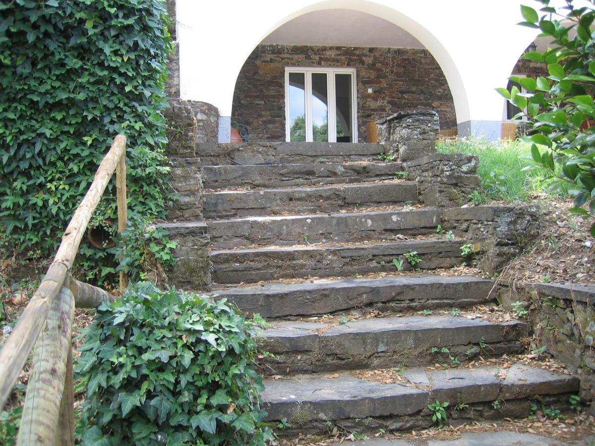 Casa Ribeira De Pera Villa Castanheira de Pera Bagian luar foto